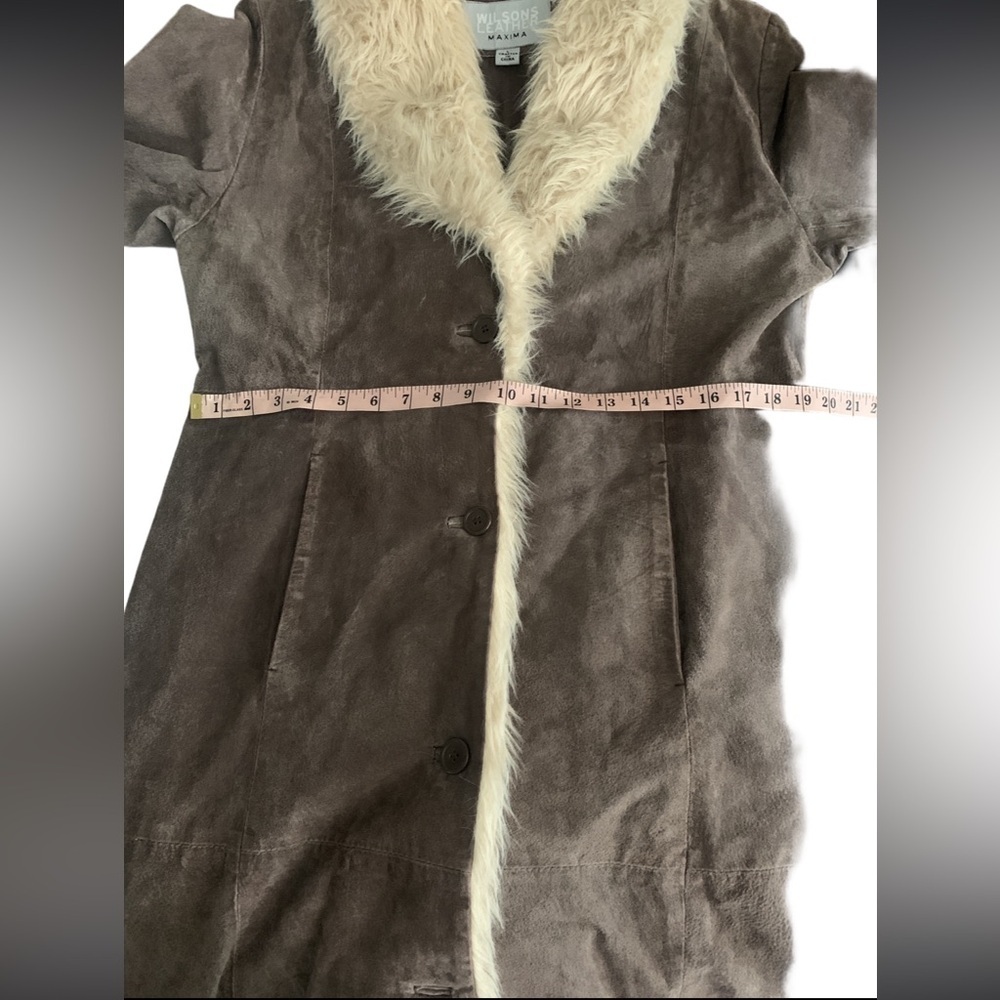 Wilsons Leather Maxima Penny Lane Brown Suede Coat with Faux Fur Trim - Picture 8 of 12